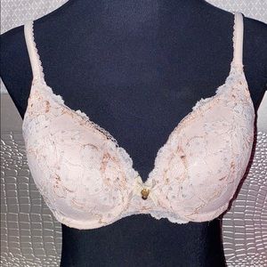 Victoria’s Secret bra